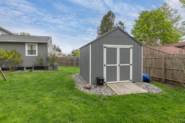 8369 Zenith Drive, Clay, NY 13027
