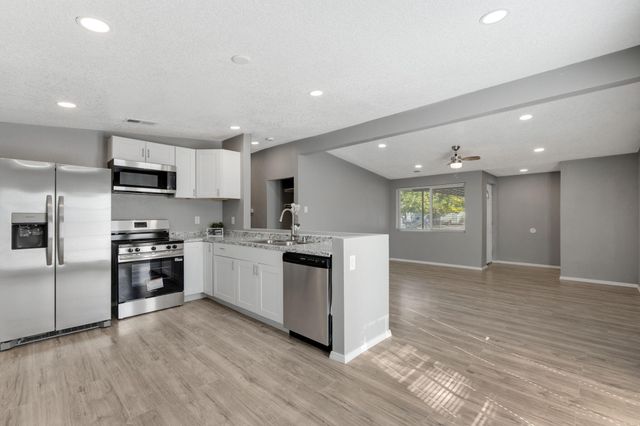 1833 Britt Street NE, Albuquerque, NM 87112