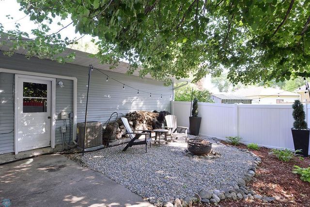 2833 1st Street N, Fargo, ND 58102