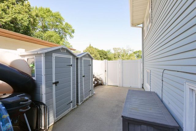 2833 1st Street N, Fargo, ND 58102