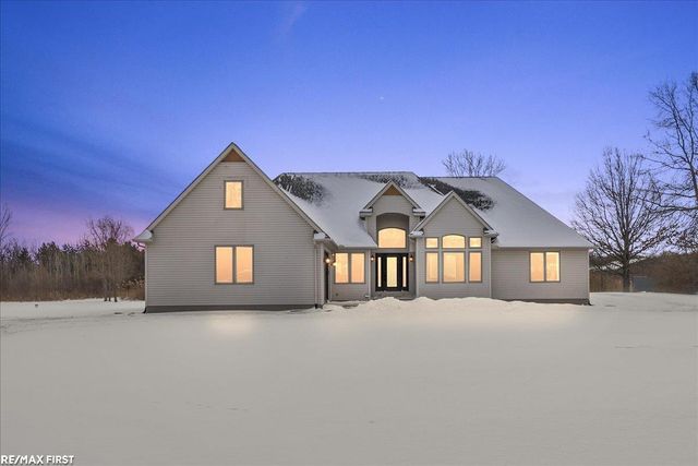 6593 Springborn Road, China Twp, MI 48054