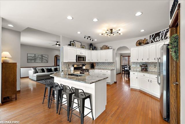 6593 Springborn Road, China Twp, MI 48054