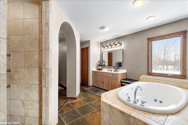 6593 Springborn Road, China Twp, MI 48054