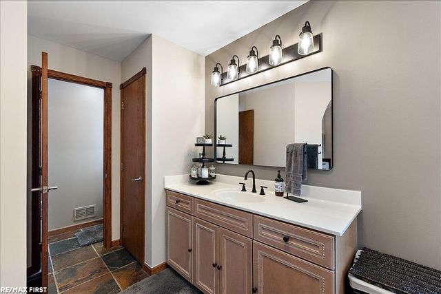 6593 Springborn Road, China Twp, MI 48054