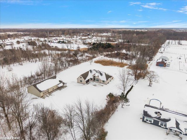 6593 Springborn Road, China Twp, MI 48054