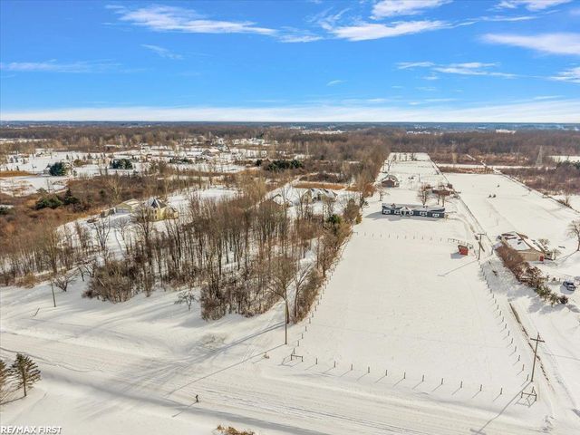 6593 Springborn Road, China Twp, MI 48054