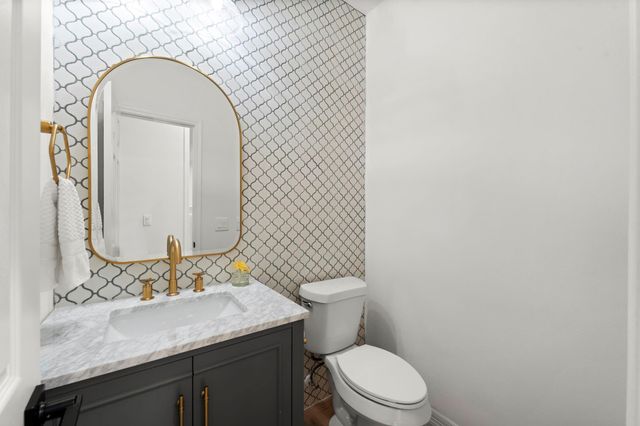 61 W Night Heron Place, The Woodlands, TX 77382