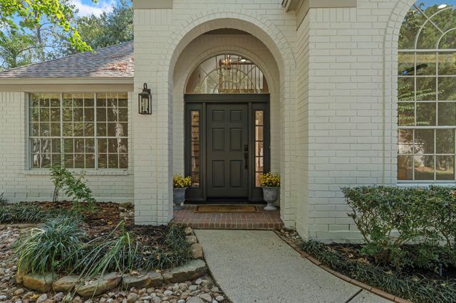 61 W Night Heron Place, The Woodlands, TX 77382