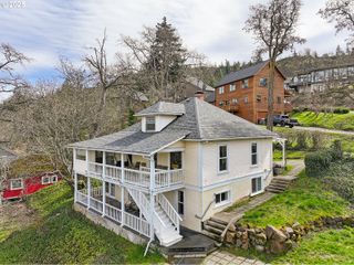 1006 4TH Ave, Mosier, OR 97040