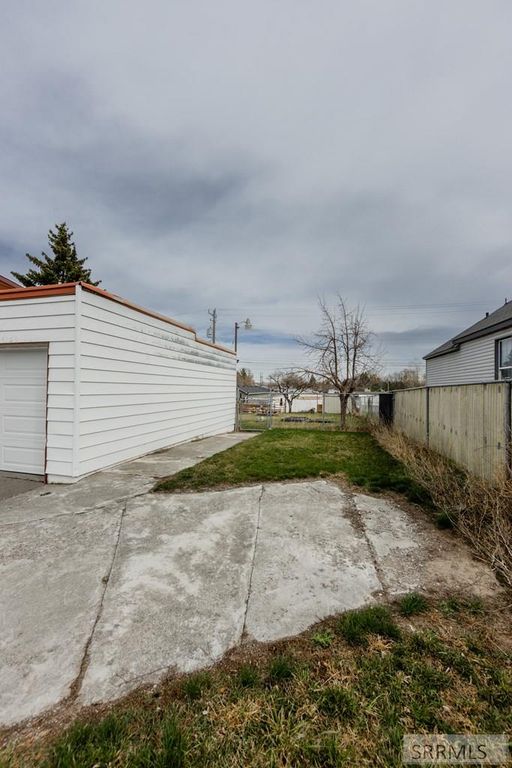 Image 4 of property listing at 1178 Cassia, Idaho Falls, ID 83402