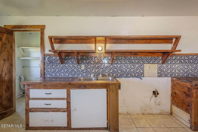 304 LUNA AZUL Drive, Chaparral, NM 88081