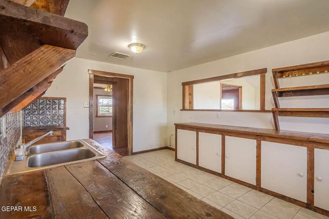 304 LUNA AZUL Drive, Chaparral, NM 88081