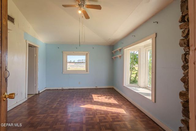 304 LUNA AZUL Drive, Chaparral, NM 88081