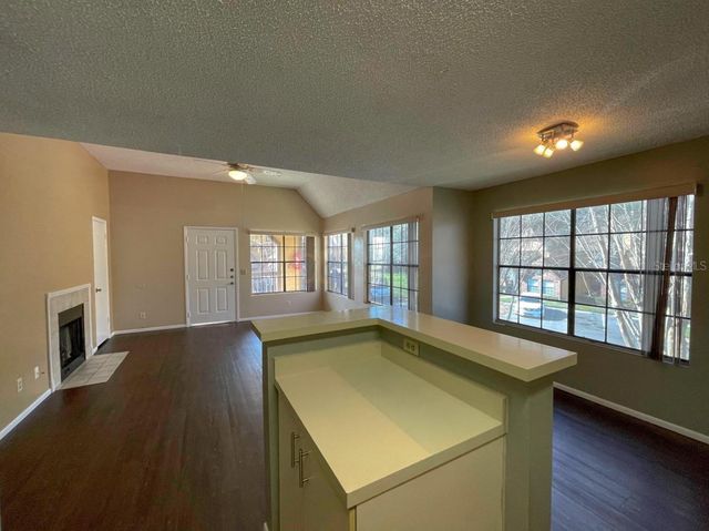 320 FORESTWAY CIRCLE 205, Altamonte Springs, FL 32701