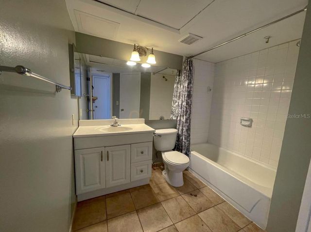 320 FORESTWAY CIRCLE 205, Altamonte Springs, FL 32701