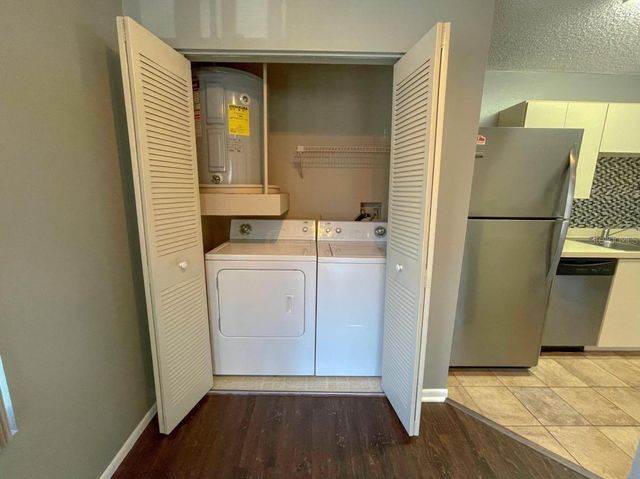 320 FORESTWAY CIRCLE 205, Altamonte Springs, FL 32701