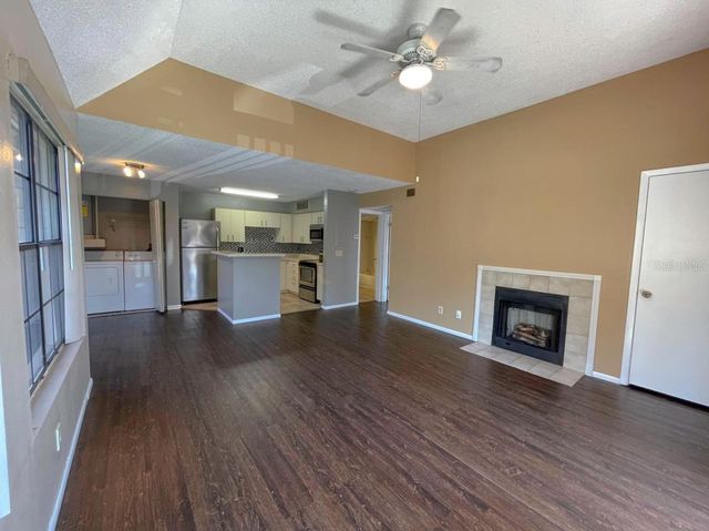 320 FORESTWAY CIRCLE 205, Altamonte Springs, FL 32701