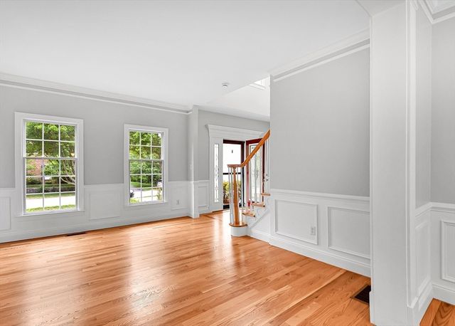 7 Whitehall Way, Bellingham, MA 02019