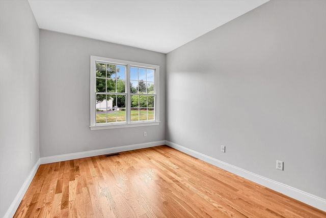 7 Whitehall Way, Bellingham, MA 02019