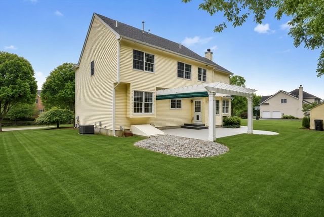 7 Whitehall Way, Bellingham, MA 02019