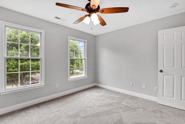 7 Whitehall Way, Bellingham, MA 02019