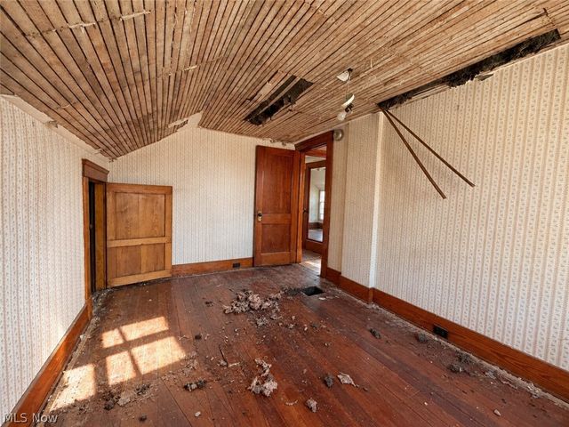 1454 Sheridan Avenue NE, Warren, OH 44483