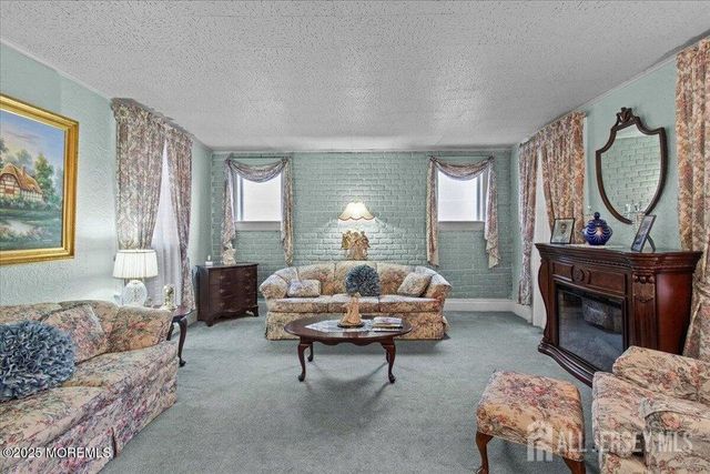 73 2nd Street, Keyport, NJ 07735