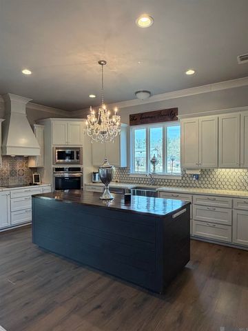 35120 Weiss Rd, Walker, LA 70785