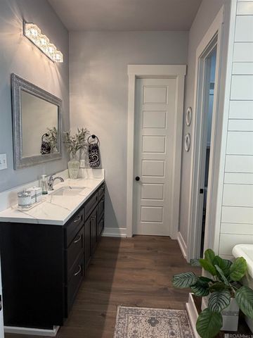 35120 Weiss Rd, Walker, LA 70785