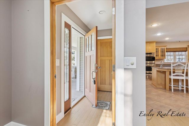 373 Cedar Street Ne, Cedar Springs City, MI 49319