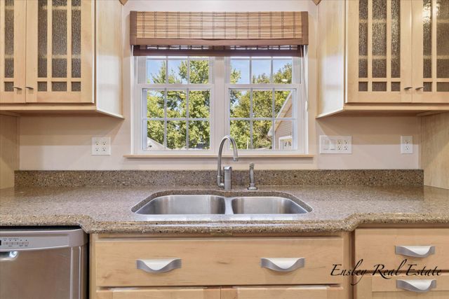 373 Cedar Street Ne, Cedar Springs City, MI 49319