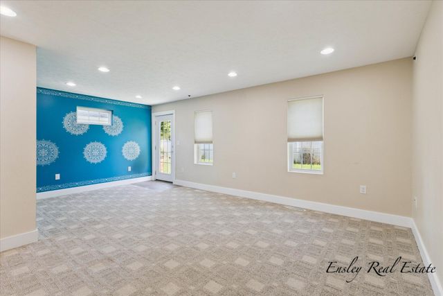 373 Cedar Street Ne, Cedar Springs City, MI 49319