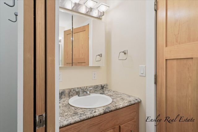 373 Cedar Street Ne, Cedar Springs City, MI 49319