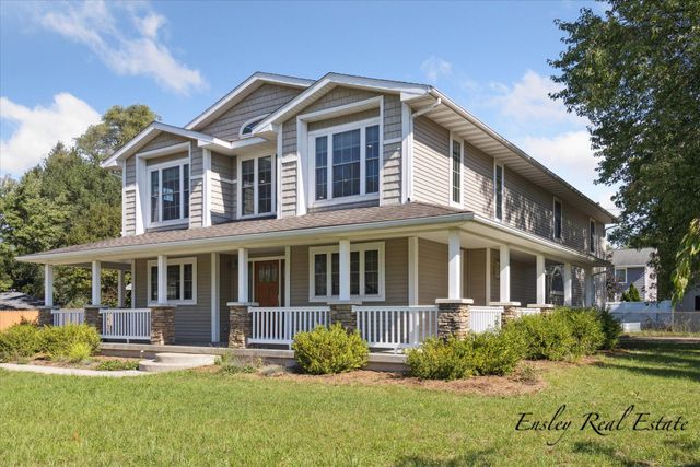 373 Cedar Street Ne, Cedar Springs City, MI 49319