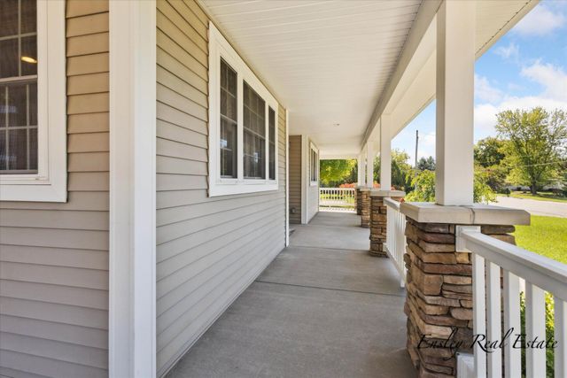 373 Cedar Street Ne, Cedar Springs City, MI 49319