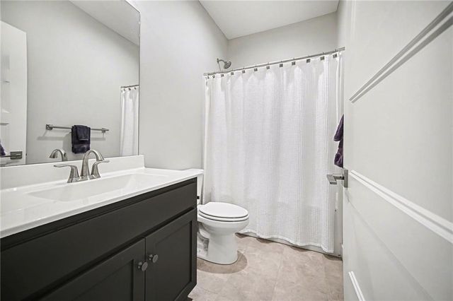 9201 Lime Stone Road, Parkville, MO 64152