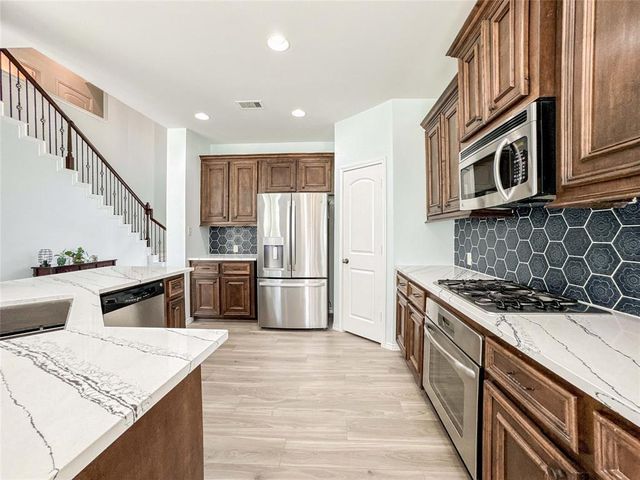 6081 Trent Court, League City, TX 77573