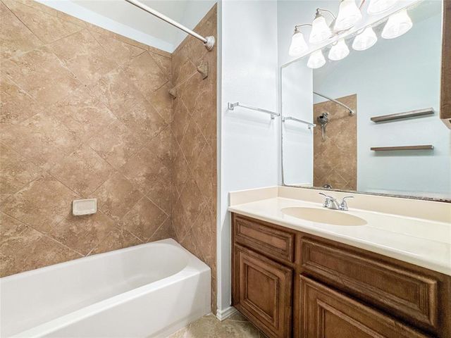 6081 Trent Court, League City, TX 77573