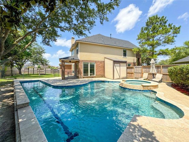 6081 Trent Court, League City, TX 77573