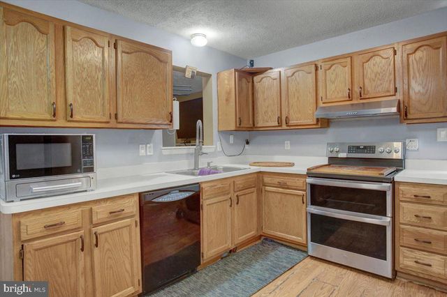 40 LISA CT, Martinsburg, WV 25405