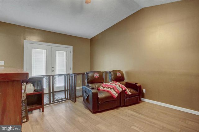 40 LISA CT, Martinsburg, WV 25405