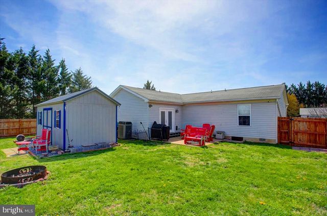 40 LISA CT, Martinsburg, WV 25405