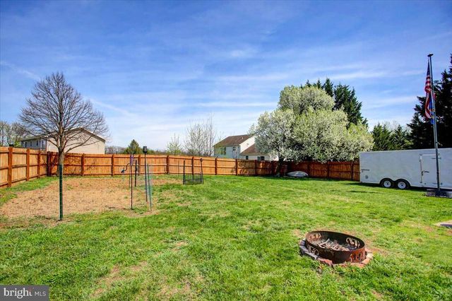 40 LISA CT, Martinsburg, WV 25405