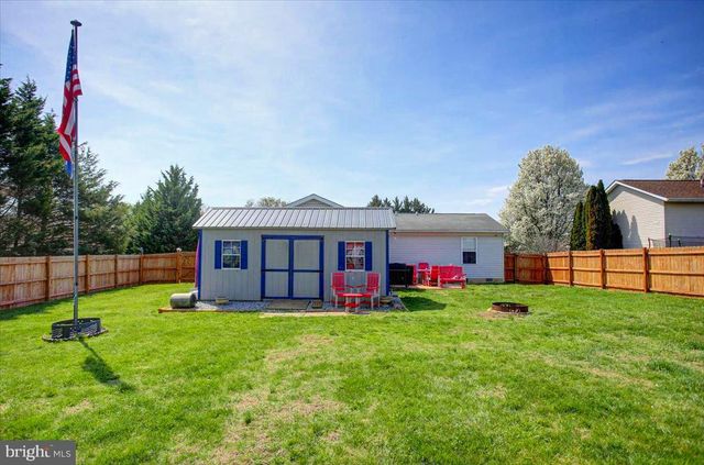 40 LISA CT, Martinsburg, WV 25405
