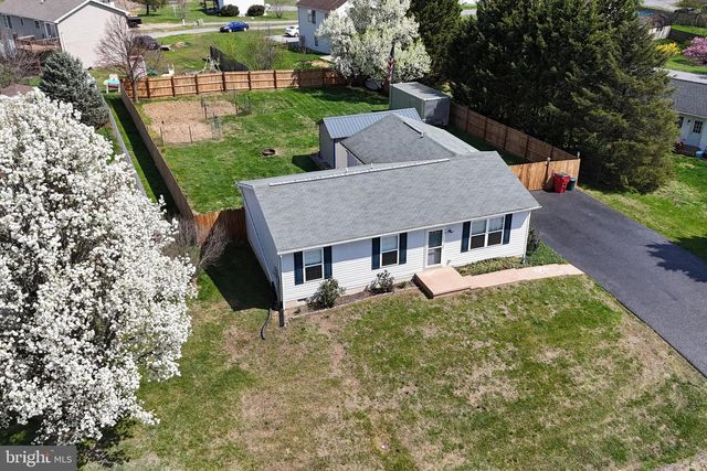 40 LISA CT, Martinsburg, WV 25405