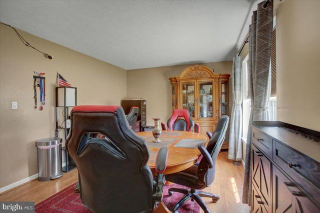 40 LISA CT, Martinsburg, WV 25405