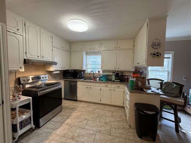 2517 Honeysuckle Avenue, Fort Worth, TX 76111