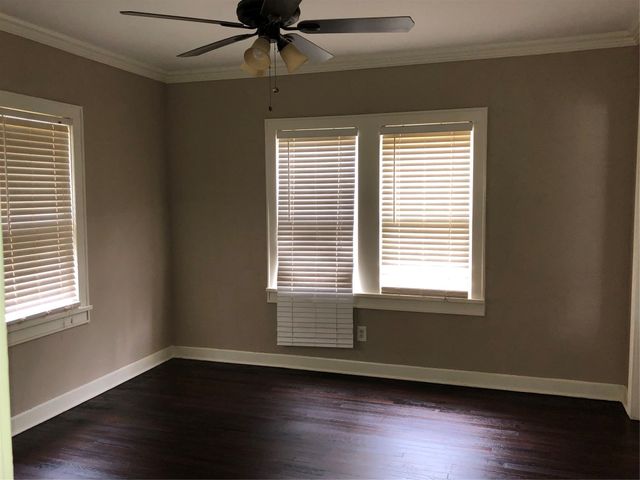 2517 Honeysuckle Avenue, Fort Worth, TX 76111