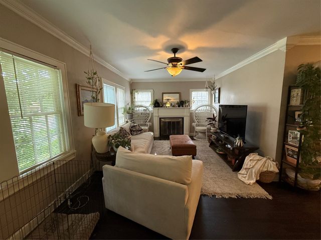 2517 Honeysuckle Avenue, Fort Worth, TX 76111