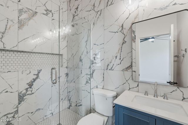 812 E DESERT Drive S 96, Phoenix, AZ 85042